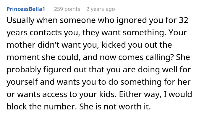 Woman Suddenly Wants To Reconcile With Son She Kicked Out 32 Years Ago, He Figures Out Why Woman Suddenly Wants To Reconcile With Son She Kicked Out 32 Years Ago, He Figures Out Why