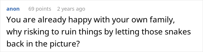 Woman Suddenly Wants To Reconcile With Son She Kicked Out 32 Years Ago, He Figures Out Why Woman Suddenly Wants To Reconcile With Son She Kicked Out 32 Years Ago, He Figures Out Why