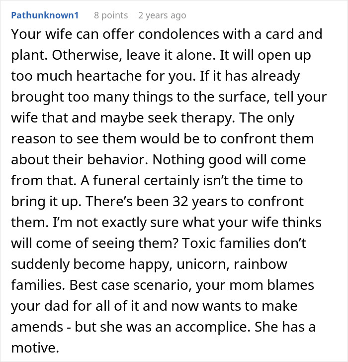 Woman Suddenly Wants To Reconcile With Son She Kicked Out 32 Years Ago, He Figures Out Why Woman Suddenly Wants To Reconcile With Son She Kicked Out 32 Years Ago, He Figures Out Why