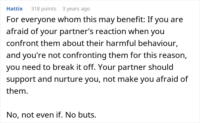 Woman Moves In With Her Boyfriend Of 5 Months, Suddenly Her Things Start Disappearing Woman Moves In With Her Boyfriend Of 5 Months, Suddenly Her Things Start Disappearing
