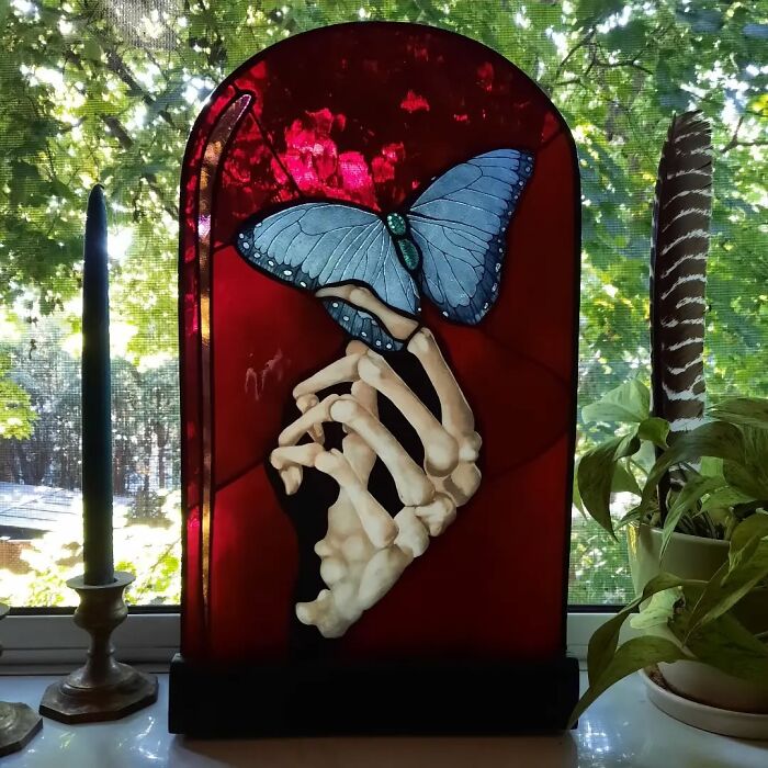 Artist Creates Stained Glass That Changes With The Light (30 Pics)
