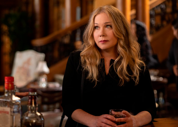 Doctors Break Down Ignored Signs Of MS As Christina Applegate Shares Heartbreaking Health Update