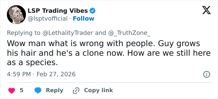 “Who The Hell Is That Guy?”: Fans Convinced Something Is Seriously Off In Viral Jim Carrey Footage “Who The Hell Is That Guy?”: Fans Convinced Something Is Seriously Off In Viral Jim Carrey Footage