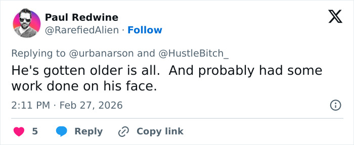 “Who The Hell Is That Guy?”: Fans Convinced Something Is Seriously Off In Viral Jim Carrey Footage “Who The Hell Is That Guy?”: Fans Convinced Something Is Seriously Off In Viral Jim Carrey Footage