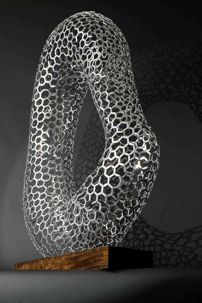 71 Times Metalworkers Defied Physics And Logic To Create Something Truly Remarkable