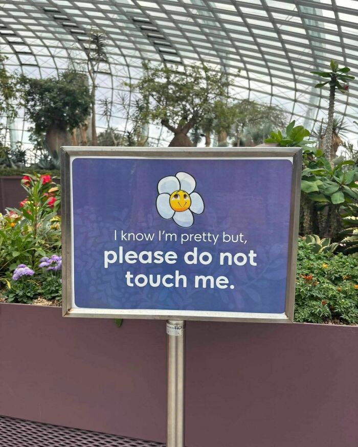 77 Signs So Strange They Deserve A Double Take 77 Signs So Strange They Deserve A Double Take