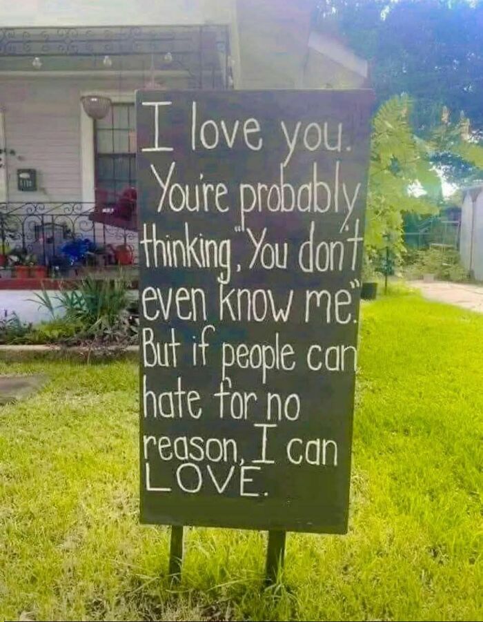 77 Signs So Strange They Deserve A Double Take 77 Signs So Strange They Deserve A Double Take