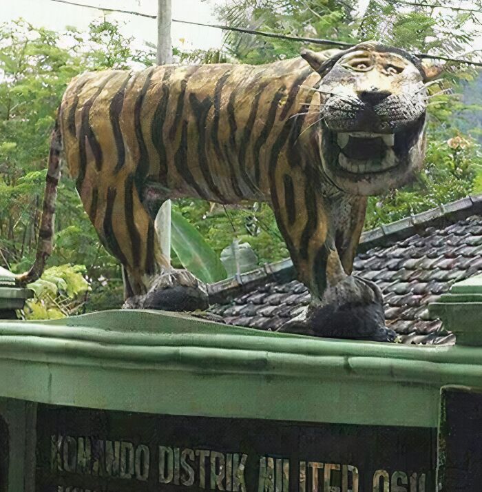 79 Statues From All Over The World That Make People Question Reality