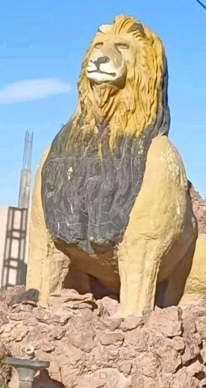 79 Statues From All Over The World That Make People Question Reality