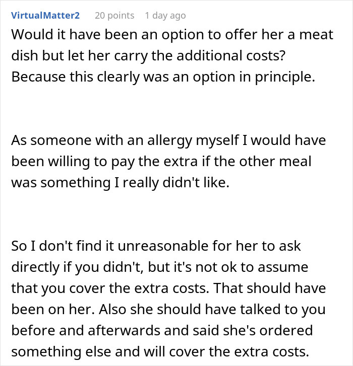 Woman Doesn’t Want A Vegetarian Meal At Friend’s Wedding, Secretly Contacts The Caterers Woman Doesn’t Want A Vegetarian Meal At Friend’s Wedding, Secretly Contacts The Caterers