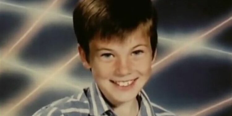 Rare photo of actor Chris Evans when he was a kid