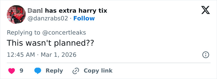 Chaos At Brit Awards As Singer Gets Pushed Off Stage Mid Performance In Viral Video Chaos At Brit Awards As Singer Gets Pushed Off Stage Mid Performance In Viral Video