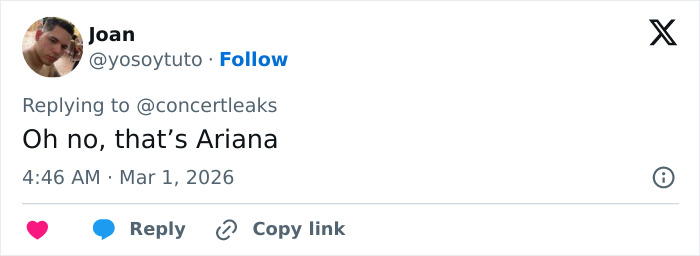 Chaos At Brit Awards As Singer Gets Pushed Off Stage Mid Performance In Viral Video Chaos At Brit Awards As Singer Gets Pushed Off Stage Mid Performance In Viral Video