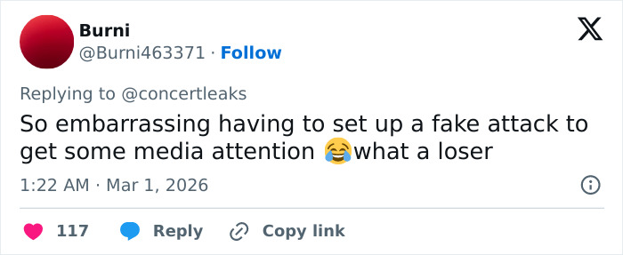 Chaos At Brit Awards As Singer Gets Pushed Off Stage Mid Performance In Viral Video Chaos At Brit Awards As Singer Gets Pushed Off Stage Mid Performance In Viral Video