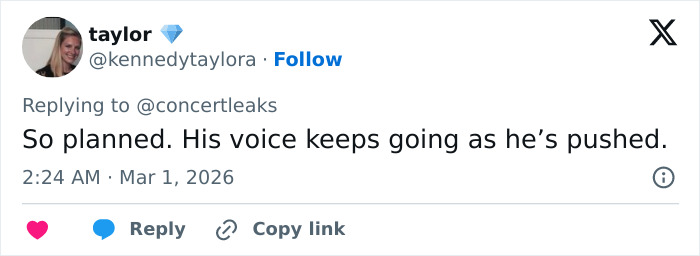 Chaos At Brit Awards As Singer Gets Pushed Off Stage Mid Performance In Viral Video Chaos At Brit Awards As Singer Gets Pushed Off Stage Mid Performance In Viral Video