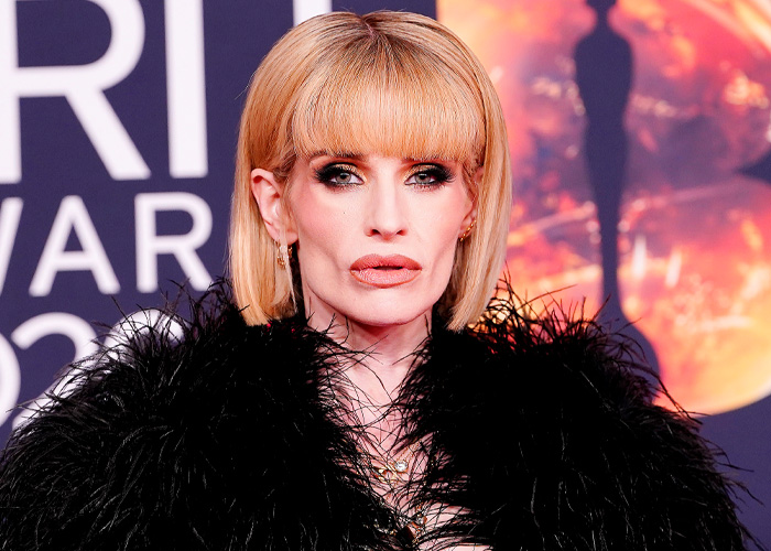 Kelly Osbourne Fires Back At ‘Cruel’ Trolls With Scathing Post After Brit Awards Look Goes Viral Kelly Osbourne Fires Back At ‘Cruel’ Trolls With Scathing Post After Brit Awards Look Goes Viral