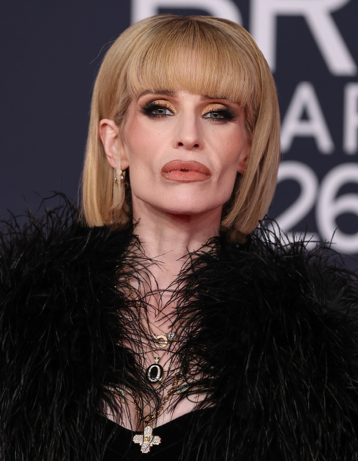 Kelly Osbourne Fires Back At ‘Cruel’ Trolls With Scathing Post After Brit Awards Look Goes Viral Kelly Osbourne Fires Back At ‘Cruel’ Trolls With Scathing Post After Brit Awards Look Goes Viral