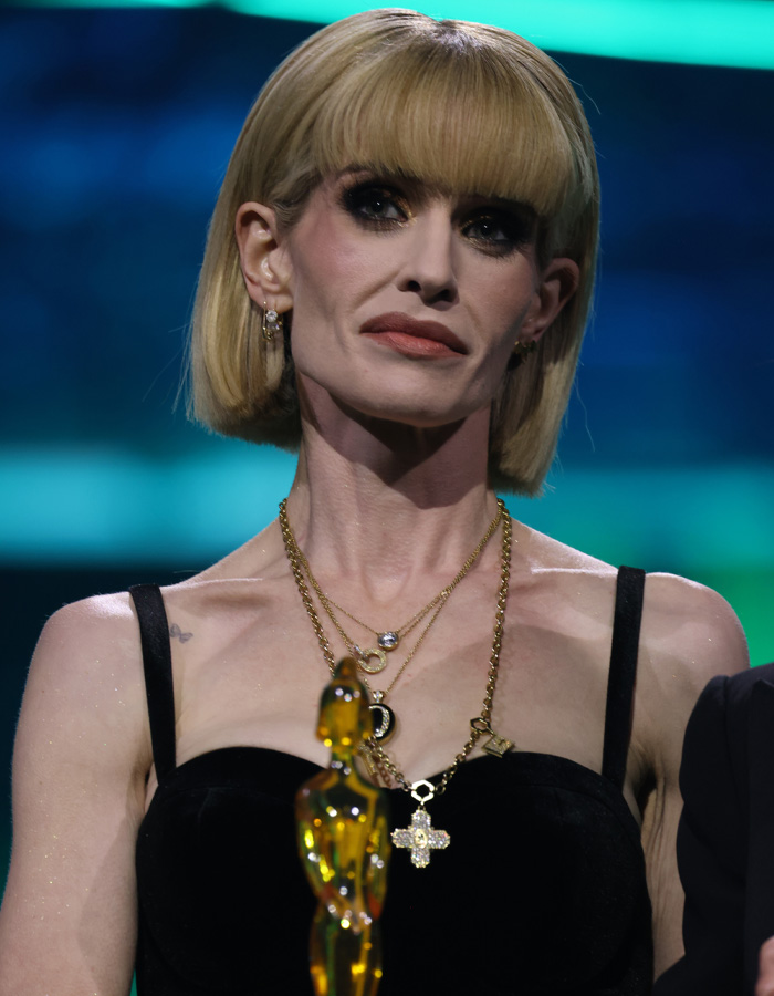 Kelly Osbourne Fires Back At ‘Cruel’ Trolls With Scathing Post After Brit Awards Look Goes Viral Kelly Osbourne Fires Back At ‘Cruel’ Trolls With Scathing Post After Brit Awards Look Goes Viral