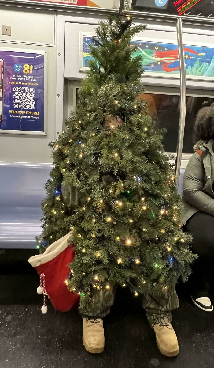 &ldquo;Only In A NYC Subway&rdquo;: 51 Weird Moments On The Subway That Quickly Went Off The Rails (New Pics)