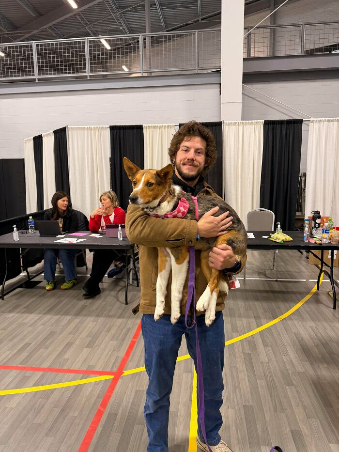 83 Adopted Animals Whose First Month In Their Forever Homes Is Pure Wholesomeness (February Edition)