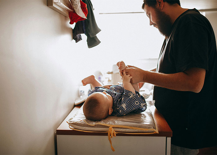 “I Messed Up”: Man Convinced Wife’s Life Would Be Harder Without Him, But It’s The Other Way Around “I Messed Up”: Man Convinced Wife’s Life Would Be Harder Without Him, But It’s The Other Way Around