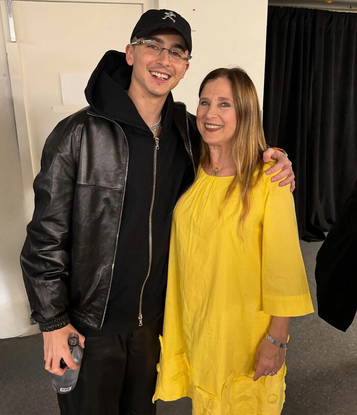 “He’s Trying To Hide Her”: Timoth&eacute;e Chalamet’s Date To The Actor Awards Reignites Wild Theories