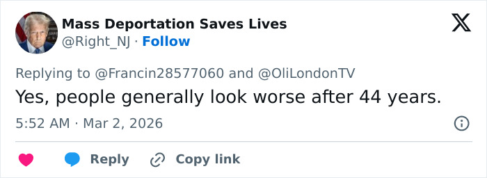 “Is This The Latest Beauty Standard?”: Demi Moore’s Red Carpet Transformation Sparks Debate