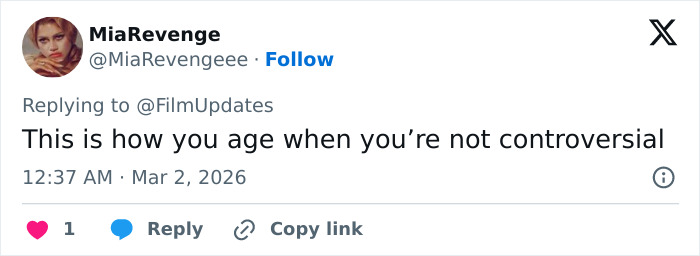 Emma Stone&rsquo;s Unexpected Appearance At The 2026 Actor Awards Has Fans Talking