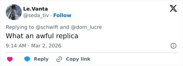 “Jim Carrey’s And Amy’s Clones”: Singer Is Going Viral For Eerie Resemblance To Amy Winehouse “Jim Carrey’s And Amy’s Clones”: Singer Is Going Viral For Eerie Resemblance To Amy Winehouse