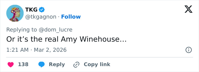 “Jim Carrey’s And Amy’s Clones”: Singer Is Going Viral For Eerie Resemblance To Amy Winehouse “Jim Carrey’s And Amy’s Clones”: Singer Is Going Viral For Eerie Resemblance To Amy Winehouse