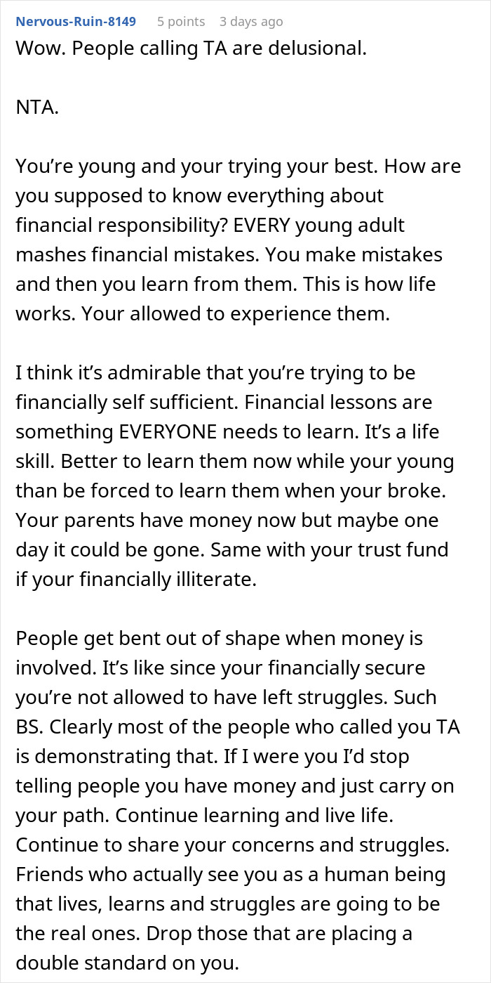 “Check My Privilege”: Woman Who Grew Up Wealthy Fails To Read The Room, Loses Friends In The Process “Check My Privilege”: Woman Who Grew Up Wealthy Fails To Read The Room, Loses Friends In The Process