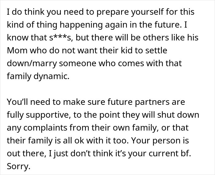 Guy&rsquo;s Mom Finds Out Woman Grew Up In A Polyamorous Family, Notices Boyfriend Pulling Away