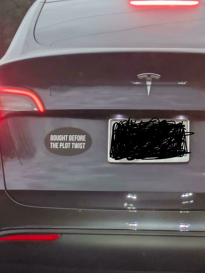 55 Times People Spotted The Most Hilarious And Unhinged Bumper Stickers Ever (New Pics)