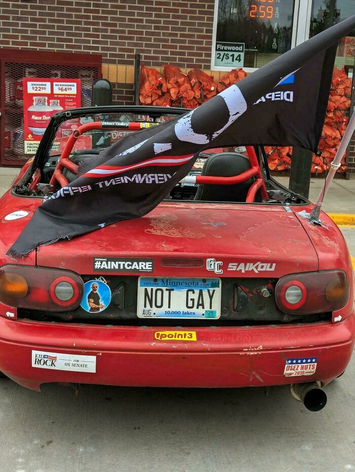 55 Times People Spotted The Most Hilarious And Unhinged Bumper Stickers Ever (New Pics)