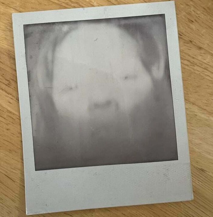 People Are Rethinking Their Decision To Move After Finding These 39 Creepy Things In Their New Homes (New Pics)