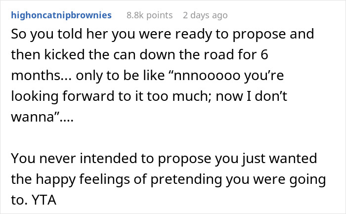 “A Way To Control Her”: Guy Refuses To Propose To His Girlfriend After He Said He Would, Explains Why “A Way To Control Her”: Guy Refuses To Propose To His Girlfriend After He Said He Would, Explains Why