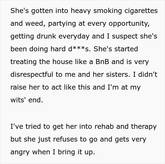 Woman Kicks Out Oldest Daughter After She Sells Family Heirlooms That She Didn’t Even Inherit Woman Kicks Out Oldest Daughter After She Sells Family Heirlooms That She Didn’t Even Inherit