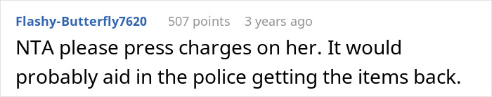 Woman Kicks Out Oldest Daughter After She Sells Family Heirlooms That She Didn’t Even Inherit Woman Kicks Out Oldest Daughter After She Sells Family Heirlooms That She Didn’t Even Inherit