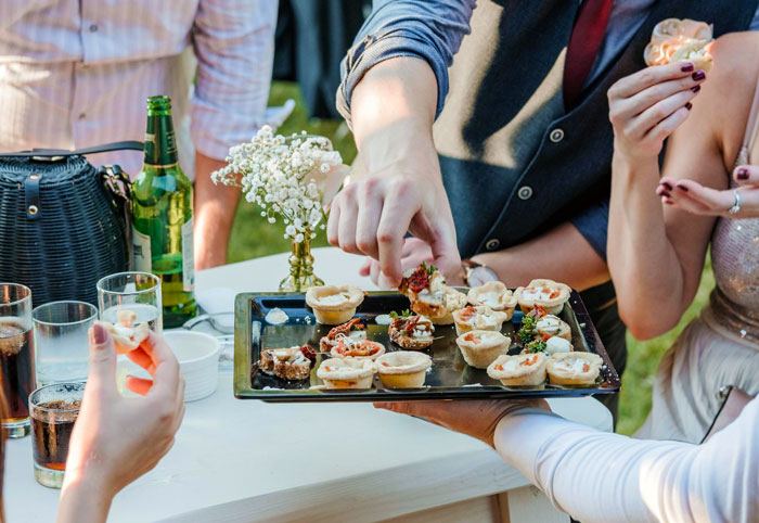 MIL Puts Anaphylaxis On Wedding Menu, Adds Nuts To A “Special Dish” Despite Bride’s Severe Allergy MIL Puts Anaphylaxis On Wedding Menu, Adds Nuts To A “Special Dish” Despite Bride’s Severe Allergy