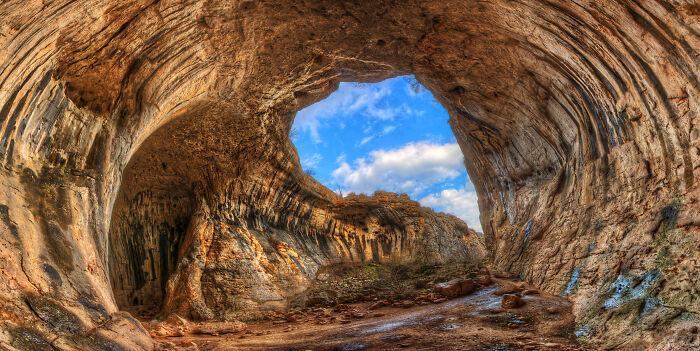 Standing Beneath &ldquo;God&rsquo;s Eyes&rdquo;: 15 Photos Capturing Bulgaria&rsquo;s Stunning Prohodna Cave