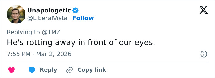 Doctors Weigh In On Trump’s Neck Rash, Suggesting Likely Cause Amid White House’s ‘Preventative Treatment’ Claim Doctors Weigh In On Trump’s Neck Rash, Suggesting Likely Cause Amid White House’s ‘Preventative Treatment’ Claim