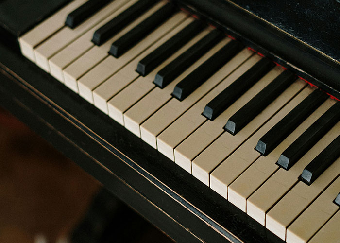 59 Times People&rsquo;s Sleep Was Disturbed By The Funniest Or Most Terrifying Reasons