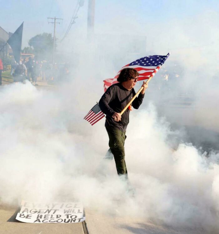 111 Times People Took A Photograph Only To Realize They’d Captured A Renaissance Masterpiece (New Pics) 111 Times People Took A Photograph Only To Realize They’d Captured A Renaissance Masterpiece (New Pics)