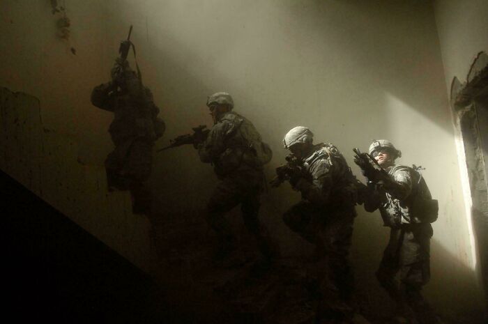 111 Times People Took A Photograph Only To Realize They’d Captured A Renaissance Masterpiece (New Pics) 111 Times People Took A Photograph Only To Realize They’d Captured A Renaissance Masterpiece (New Pics)