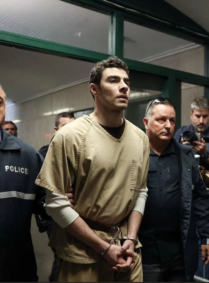 111 Times People Took A Photograph Only To Realize They’d Captured A Renaissance Masterpiece (New Pics) 111 Times People Took A Photograph Only To Realize They’d Captured A Renaissance Masterpiece (New Pics)