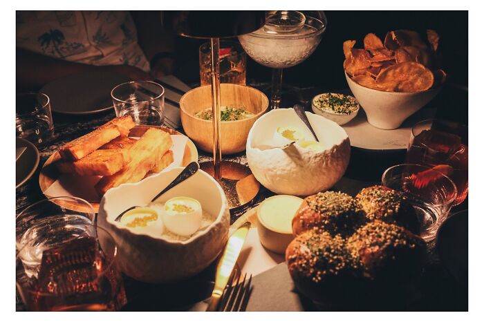 111 Times People Took A Photograph Only To Realize They’d Captured A Renaissance Masterpiece (New Pics) 111 Times People Took A Photograph Only To Realize They’d Captured A Renaissance Masterpiece (New Pics)