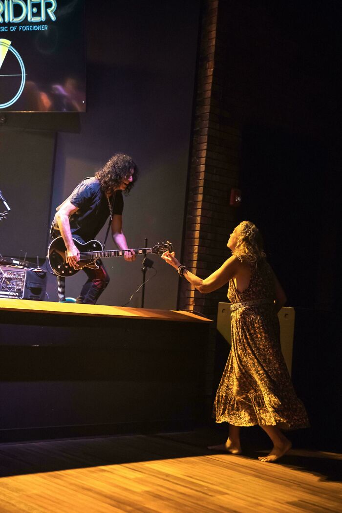 111 Times People Took A Photograph Only To Realize They’d Captured A Renaissance Masterpiece (New Pics) 111 Times People Took A Photograph Only To Realize They’d Captured A Renaissance Masterpiece (New Pics)