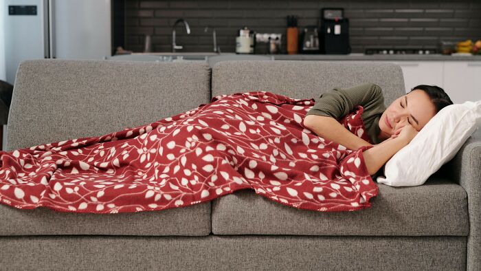 Cast Your Vote On Who&rsquo;s The Obnoxious One In These 22 Absurdly Funny Conflicts