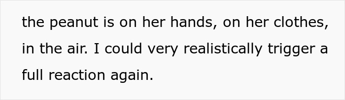 Rude Coworker Chokes On Peanut Dessert, Guy With Severe Allergy Takes Heat For Not Helping Her Rude Coworker Chokes On Peanut Dessert, Guy With Severe Allergy Takes Heat For Not Helping Her