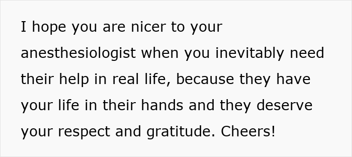 Doctor Spends Hours Reviving Woman On Plane, Annoyed The Airline Can&rsquo;t Return His Missing Headphones